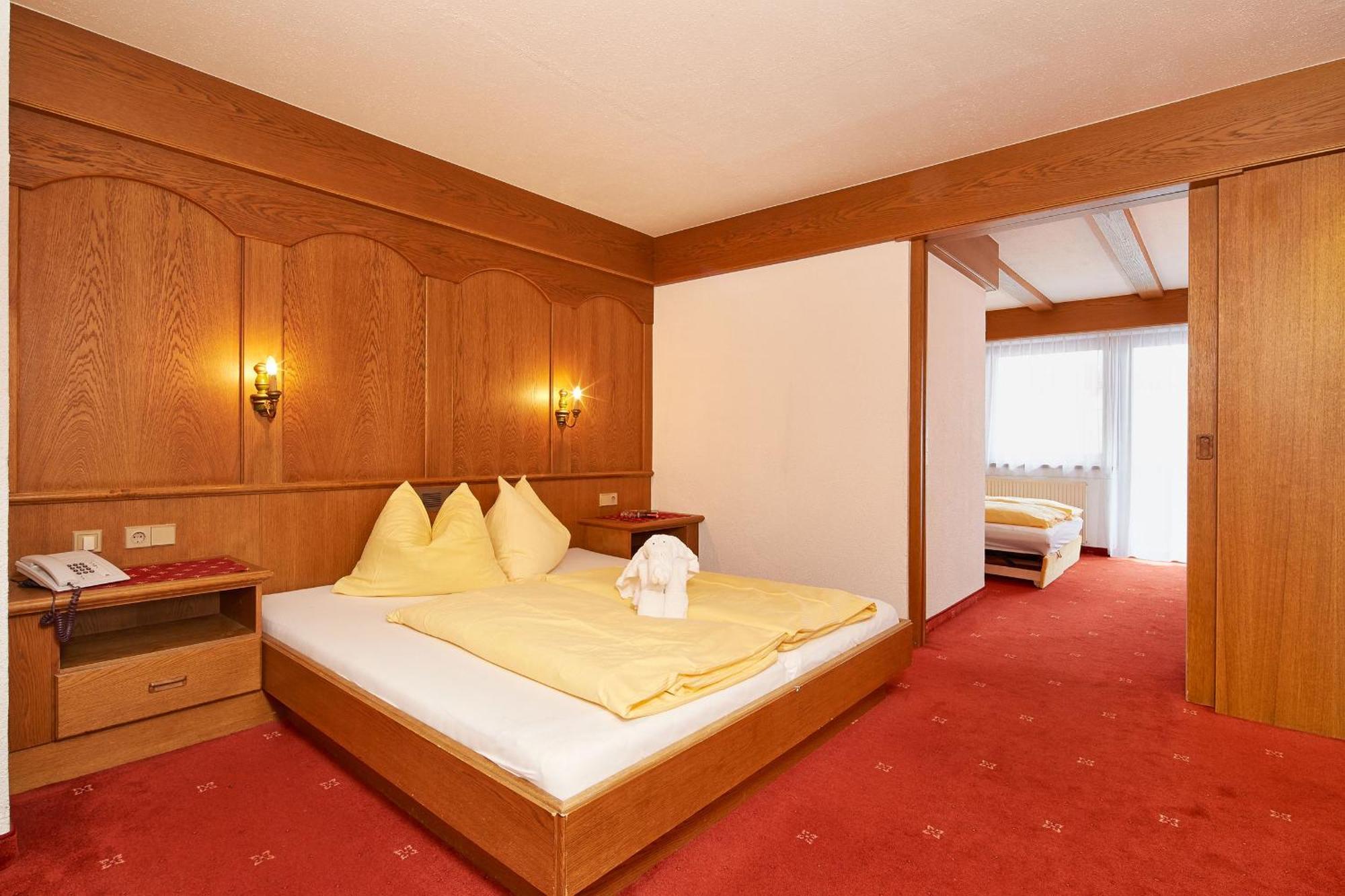 Hotel Alt Vent Tyrol Buitenkant foto