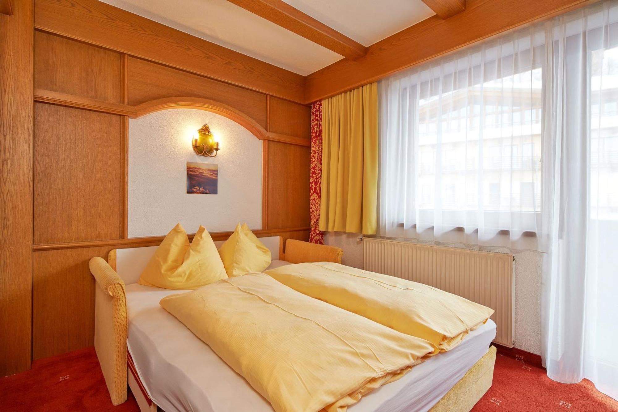 Hotel Alt Vent Tyrol Buitenkant foto