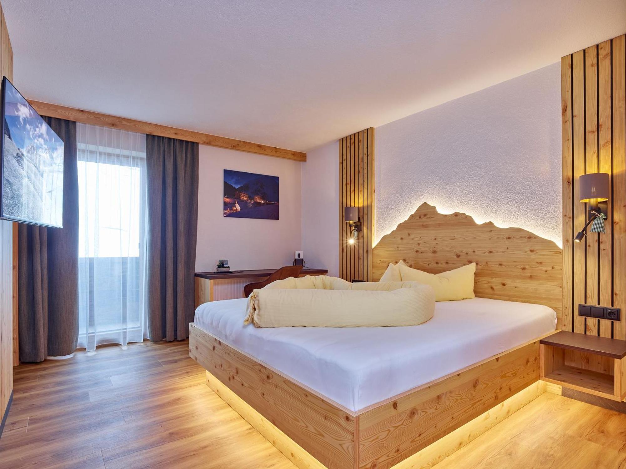 Hotel Alt Vent Tyrol Buitenkant foto