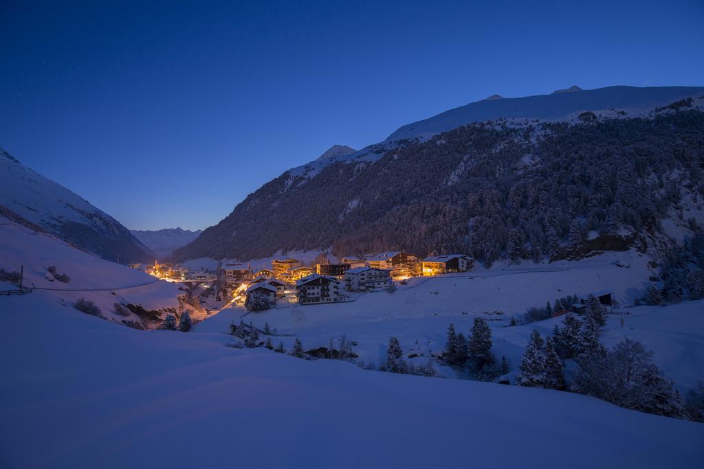 Hotel Alt Vent Tyrol Buitenkant foto