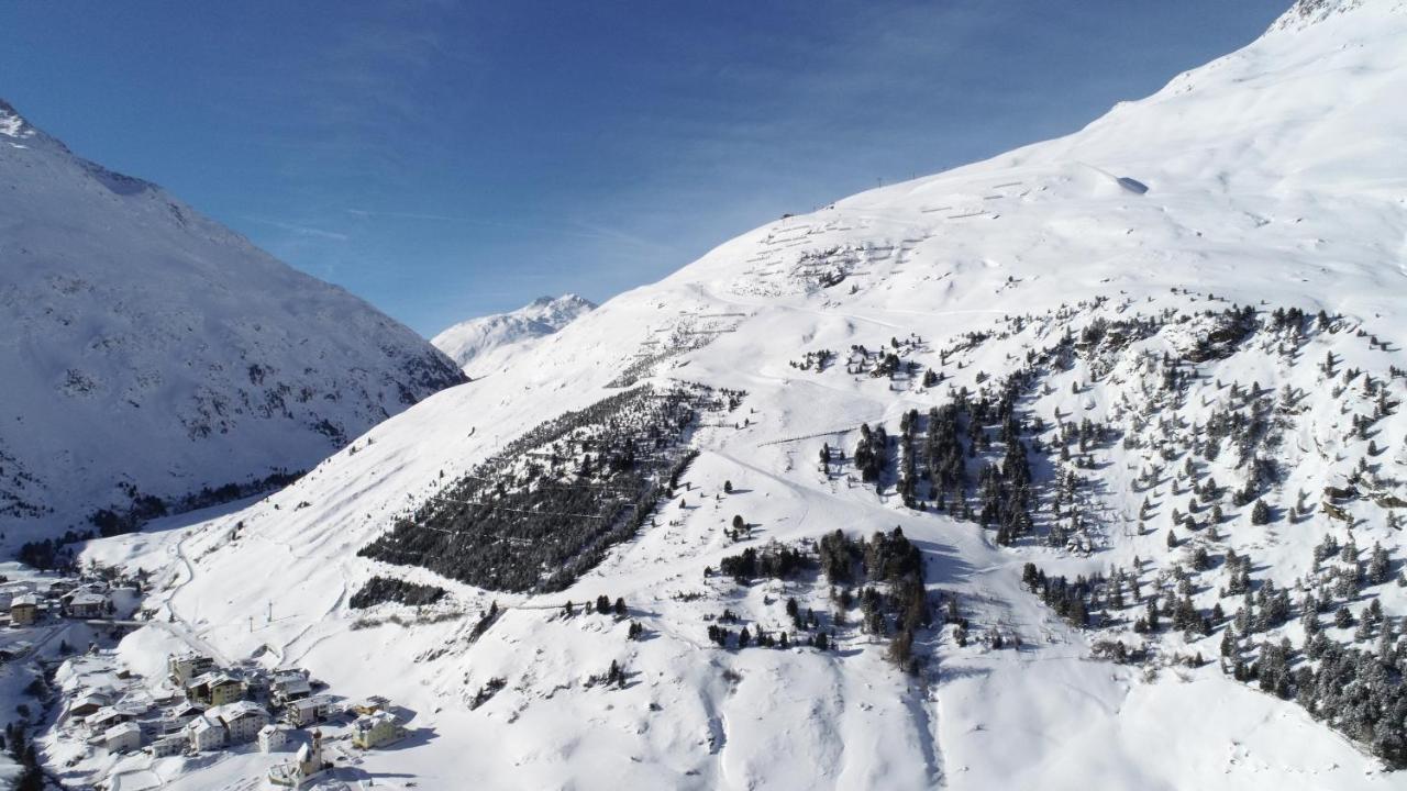 Hotel Alt Vent Tyrol Buitenkant foto